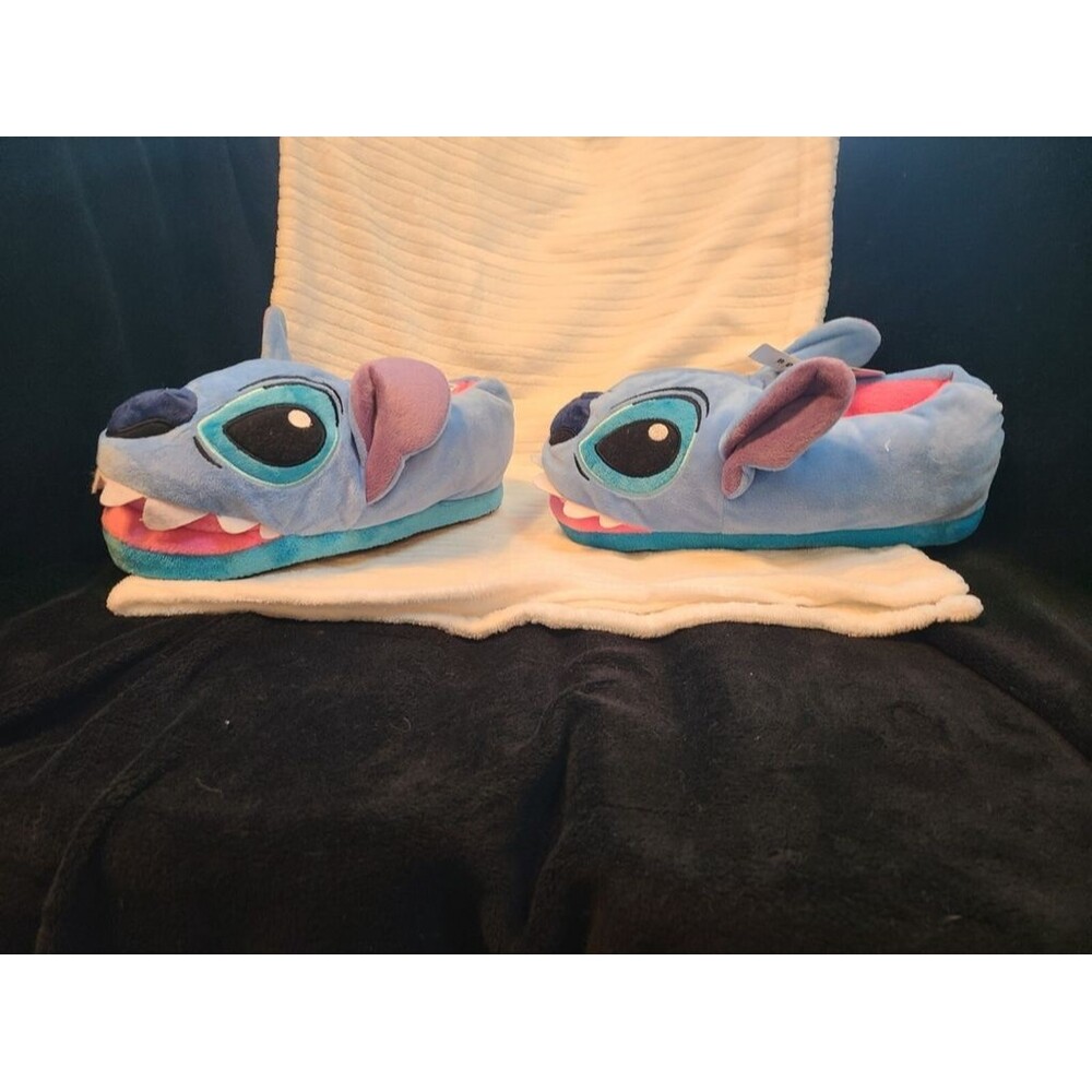 Disney Stitch Smiling Plush Super Cozy Plush Slippers NWT - Picture 3 of 4